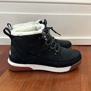 North Face Sierra Mid lace waterproof boots
